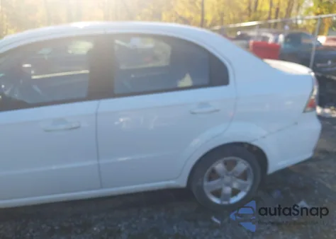 2011 Chevrolet Aveo 2Lt z USA, uszkodzony, nr VIN KL1TG5DE4BB176382